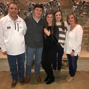 Meet your Posher, Abbey